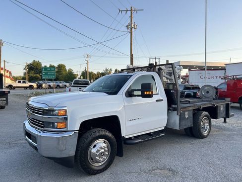 Used 2017 Chevrolet Silverado 3500 W/T w/ WT Convenience Package AWD/4WD image 2
