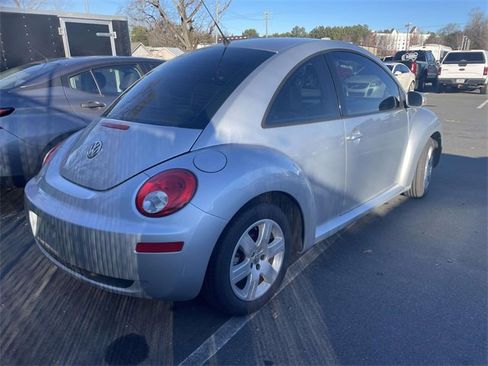 Used 2007 Volkswagen Beetle Coupe w/ Package 1 image 6