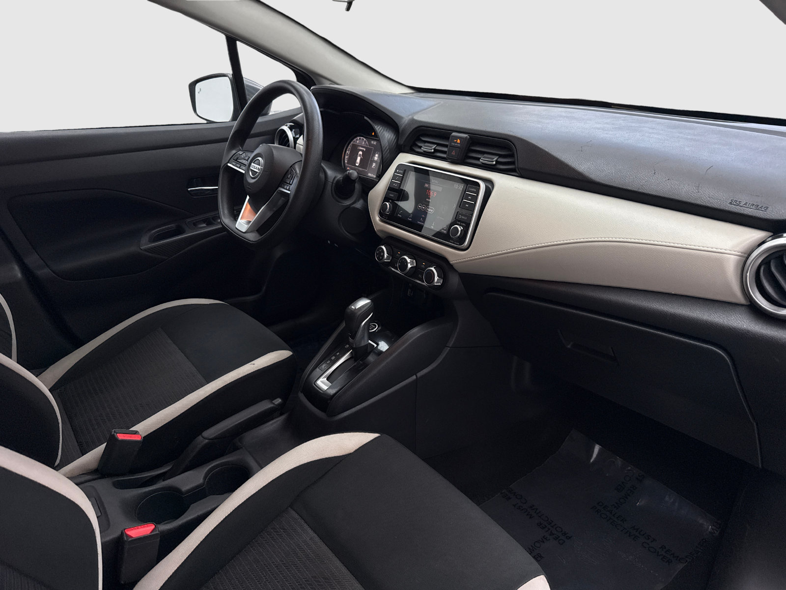 Used 2021 Nissan Versa SV FWD image 39