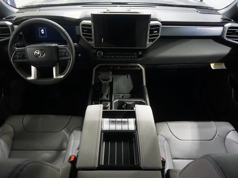 New 2026 Toyota Tundra Limited AWD/4WD image 27
