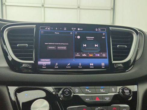 New 2027 Chrysler Pacifica LX FWD image 23