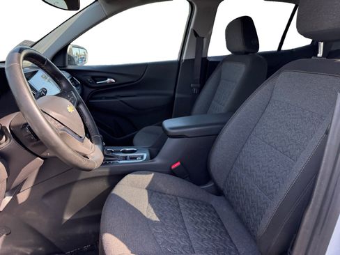 Used 2024 Chevrolet Equinox LT AWD/4WD image 9