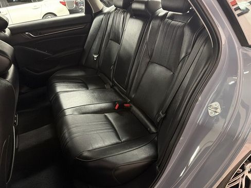 Used 2021 Honda Accord Touring image 28