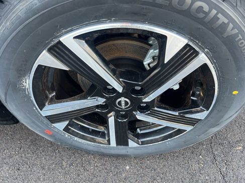 Certified 2024 Nissan Sentra SV image 39