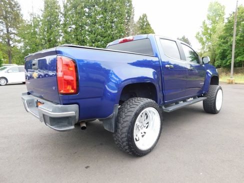 Used 2015 Chevrolet Colorado LT w/ Luxury Package RWD image 2