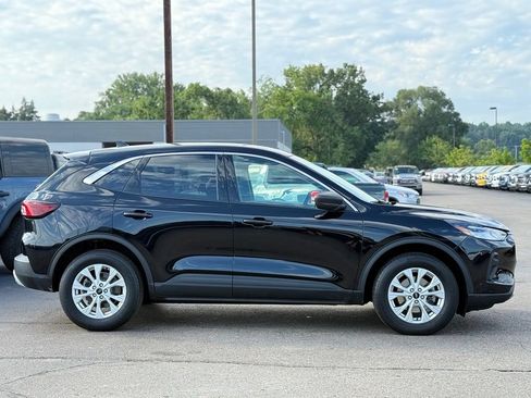 Used 2024 Ford Escape Active AWD/4WD image 25