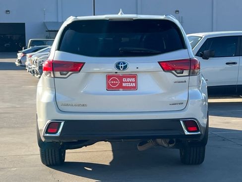Used 2019 Toyota Highlander Limited image 8