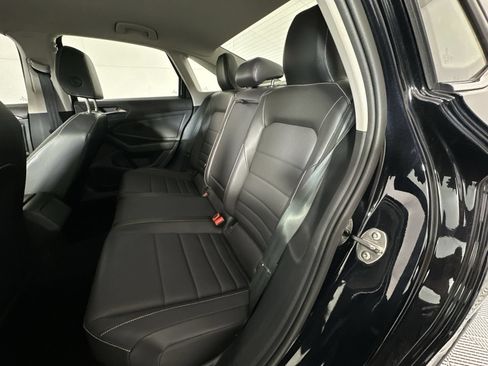 Used 2024 Volkswagen Jetta SE FWD image 23