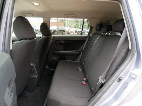Used 2009 Scion xB FWD image 11