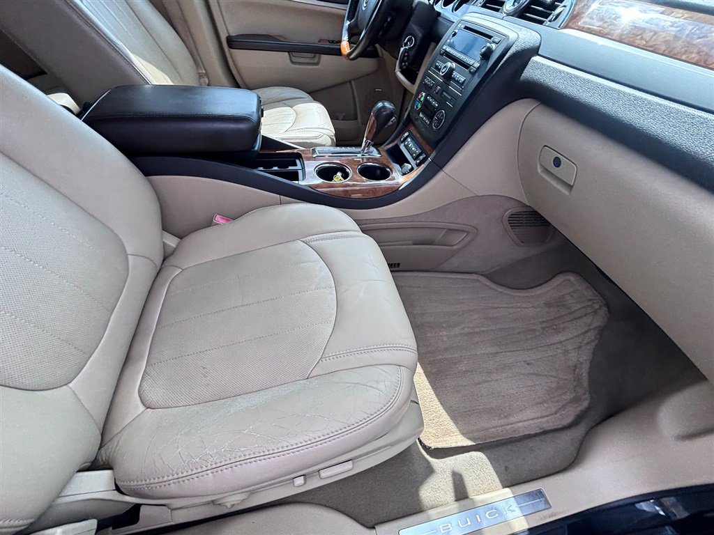Used 2011 Buick Enclave CXL w/ Trailering Provision Package FWD image 33