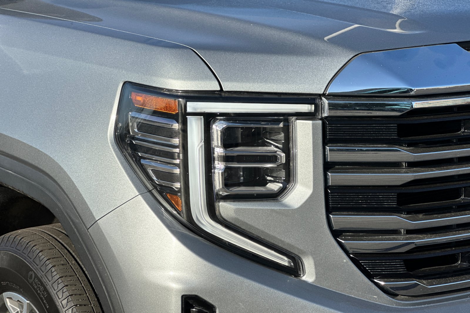 Used 2026 GMC Sierra 1500 SLT AWD/4WD image 43