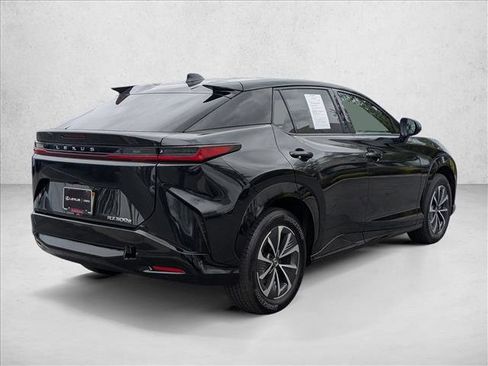 Used 2024 Lexus RZ 300e Premium w/ Accessory Package (Z1) image 5