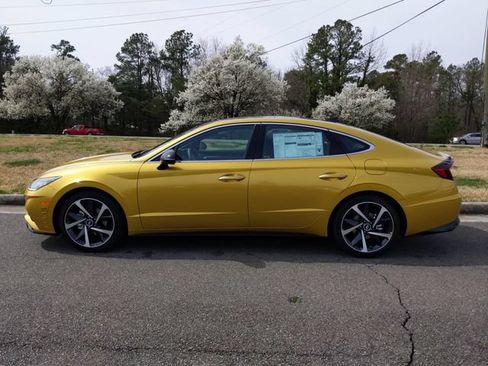 Used 2021 Hyundai Sonata SEL Plus w/ Tech Package FWD image 7