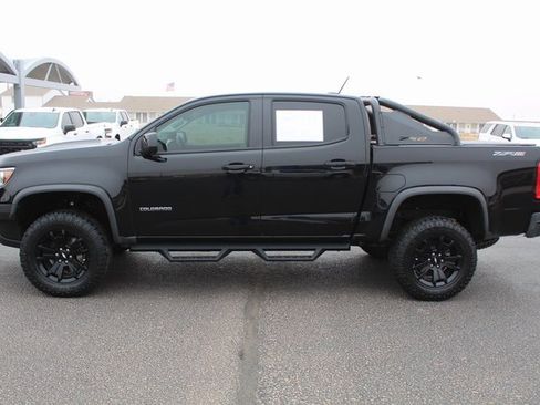 Used 2020 Chevrolet Colorado ZR2 w/ ZR2 Midnight Special Edition image 9
