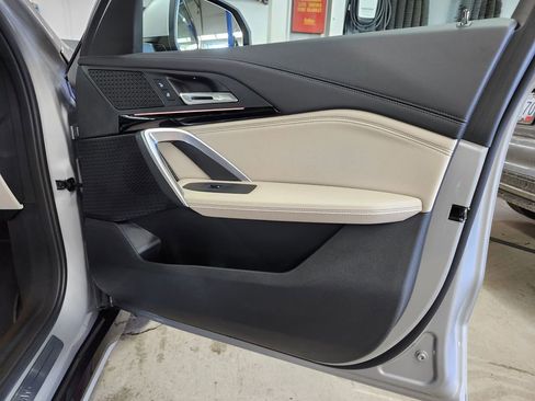 Used 2023 BMW X1 xDrive28i w/ Convenience Package image 15