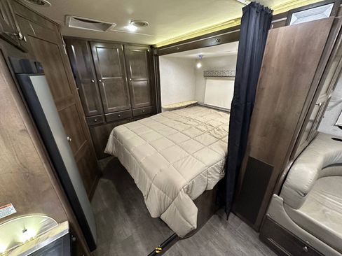 Used 2017 Mercedes-Benz Sprinter 3500 image 8