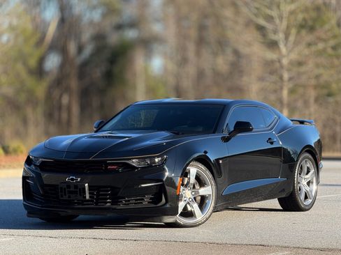 Used 2019 Chevrolet Camaro SS image 7