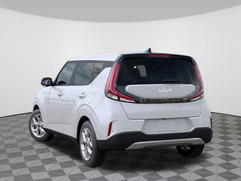 New 2025 Kia Soul S image 4