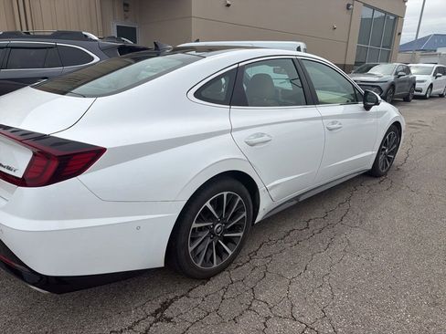 Used 2023 Hyundai Sonata Limited w/ Preferred Accessory Package FWD image 14