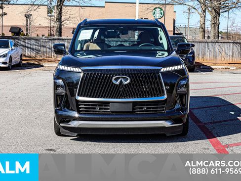 Used 2025 INFINITI QX80 Sensory image 10