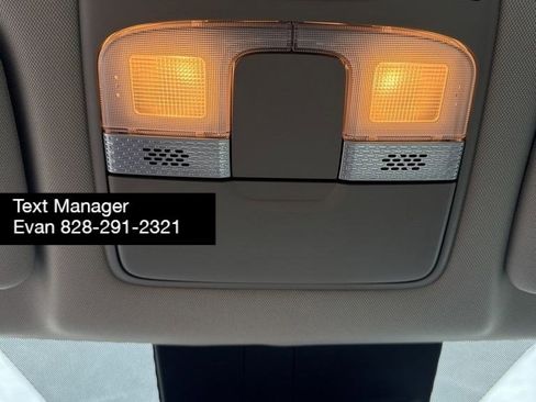 Used 2023 Kia Telluride S image 31