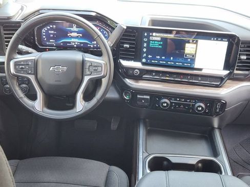 Used 2025 Chevrolet Silverado 2500 LT w/ Trail Boss Package AWD/4WD image 27