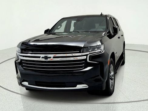 Used 2023 Chevrolet Tahoe LT w/ Luxury Package AWD/4WD image 8