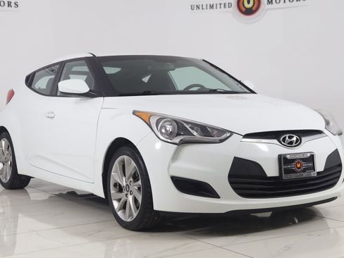 Used 2016 Hyundai Veloster w/ Option Group 02 image 16