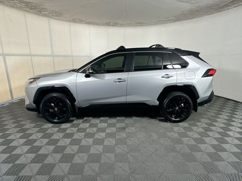 Used 2025 Toyota RAV4 XSE w/ Weather Package AWD/4WD image 6