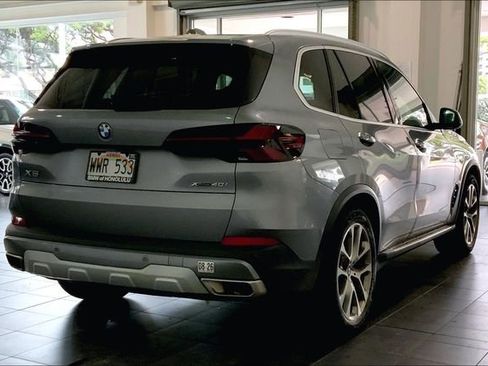 Used 2024 BMW X5 xDrive40i AWD/4WD image 6