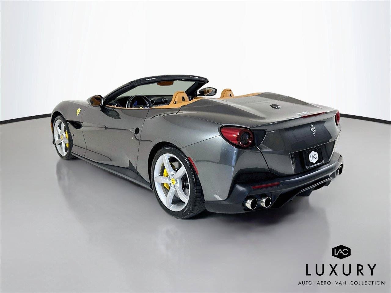 Used 2019 Ferrari Portofino RWD image 8