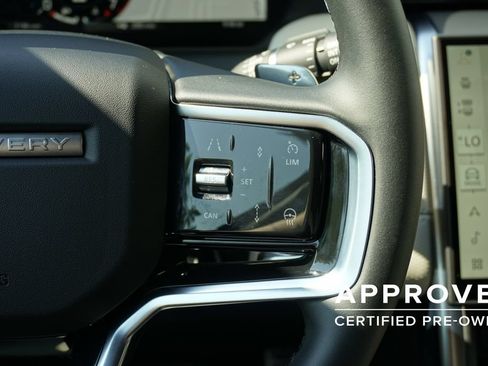 Used 2025 Land Rover Discovery Sport Dynamic SE AWD/4WD image 13