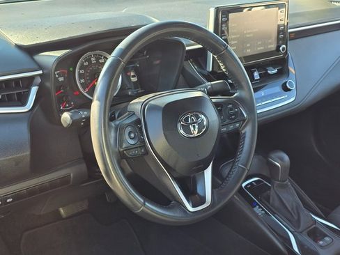 Used 2020 Toyota Corolla SE image 9