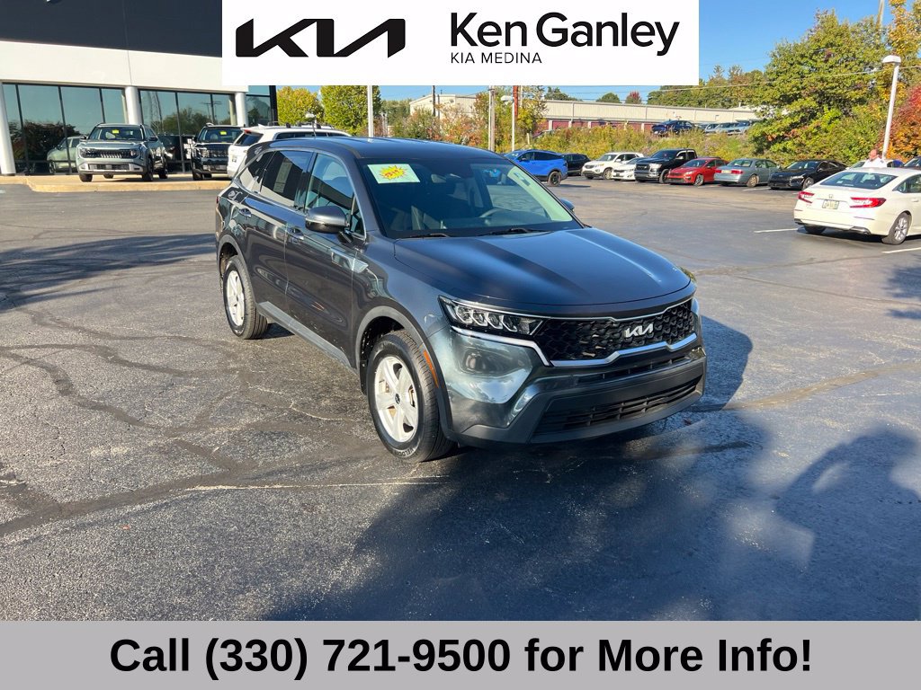 Certified 2022 Kia Sorento LX AWD/4WD image 7