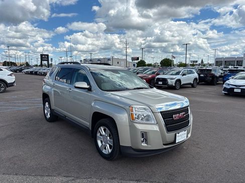 Used 2013 GMC Terrain SLT FWD image 3