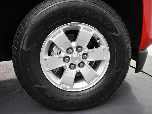 Used 2020 Chevrolet Colorado W/T w/ WT Convenience Package AWD/4WD image 6