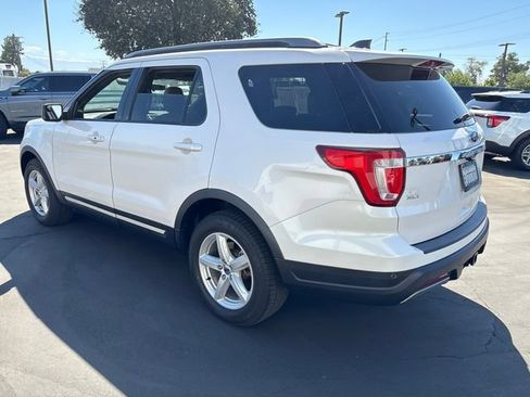Used 2019 Ford Explorer XLT w/ Class III Trailer Tow Package FWD image 4