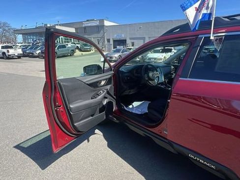 Certified 2025 Subaru Outback Premium AWD/4WD image 21