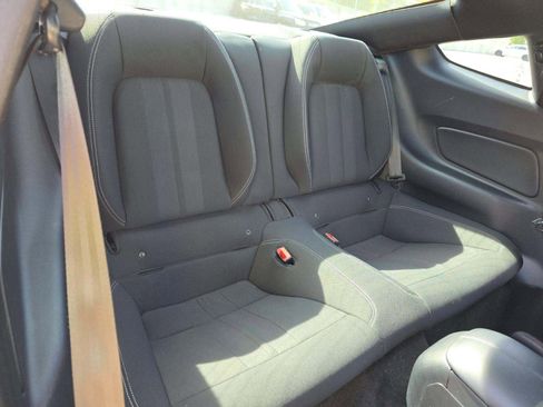 Used 2018 Ford Mustang Coupe RWD image 14