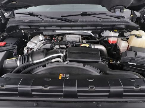 Used 2022 GMC Sierra 3500 Denali w/ Denali Black Diamond Edition AWD/4WD image 15