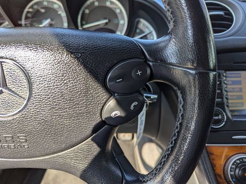Used 2005 Mercedes-Benz SL 500 image 18