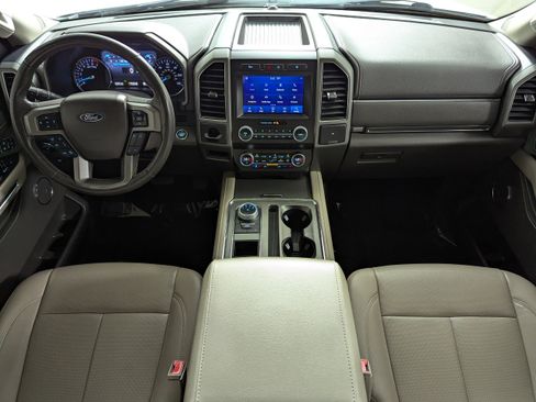 Used 2021 Ford Expedition XLT image 10