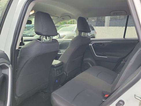 Used 2025 Toyota RAV4 LE AWD/4WD image 7