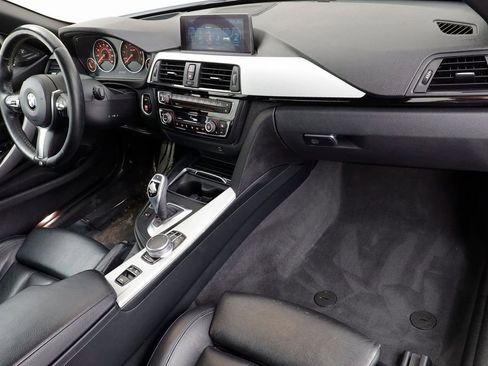 Used 2017 BMW 430i xDrive Convertible image 22