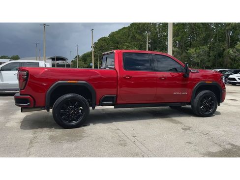 Certified 2024 GMC Sierra 2500 AT4 w/ AT4 Premium Plus Package AWD/4WD image 9