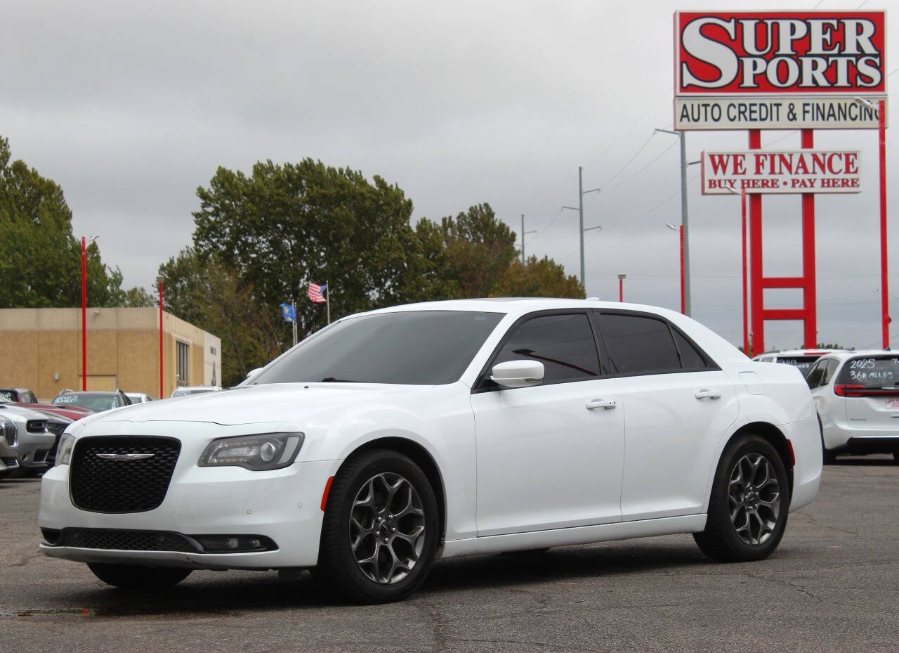 Used 2018 Chrysler 300 S w/ 300S Premium Group AWD/4WD image 7