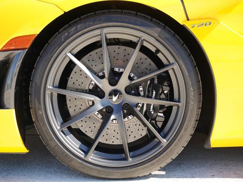 Used 2019 McLaren 720S Performance image 10