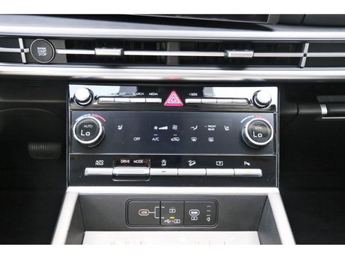 Certified 2026 Hyundai Santa Fe SEL FWD image 27