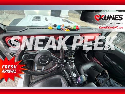 Used 2020 Jeep Wrangler Unlimited Rubicon AWD/4WD image 8