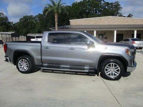 Used 2021 GMC Sierra 1500 SLT w/ SLT Premium Plus Package RWD image 2
